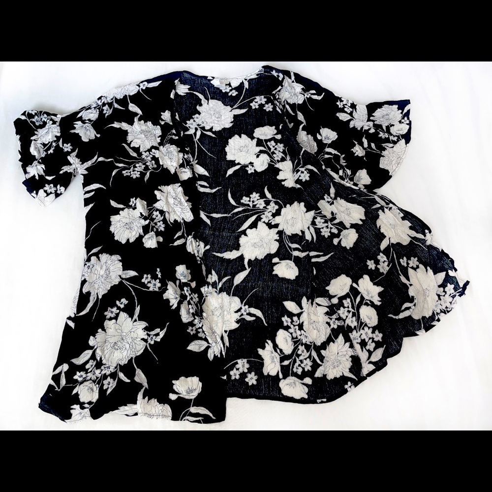 .Overlay blouse